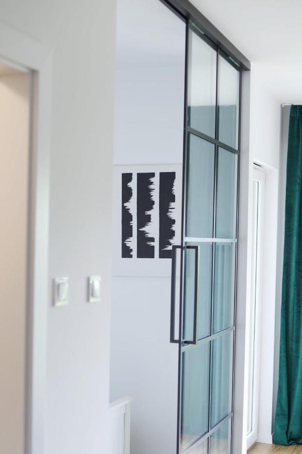 Capital Towers - Apartament Modern Z Widokiem Na Rzeke Rzeszów Exteriör bild