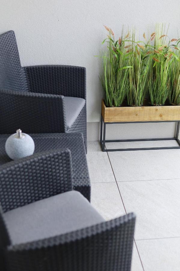 Capital Towers - Apartament Modern Z Widokiem Na Rzeke Rzeszów Exteriör bild