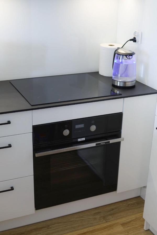 Capital Towers - Apartament Modern Z Widokiem Na Rzeke Rzeszów Exteriör bild